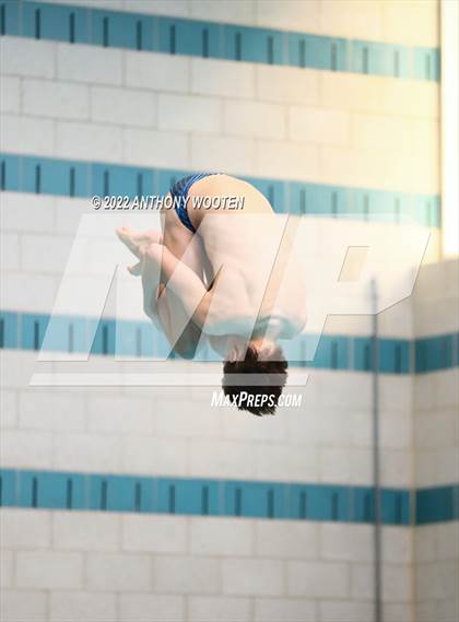 Thumbnail 2 in NCHSAA 1A/2A State Diving Championships photogallery.