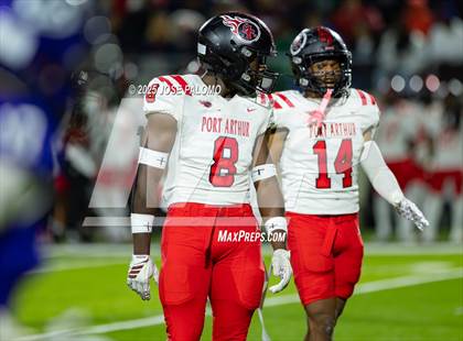 Thumbnail 1 in College Station vs. Port Arthur Memorial (UIL 5A D1 Football Regional) photogallery.