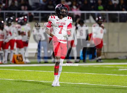 Thumbnail 2 in College Station vs. Port Arthur Memorial (UIL 5A D1 Football Regional) photogallery.
