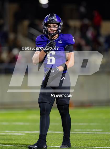 Thumbnail 3 in College Station vs. Port Arthur Memorial (UIL 5A D1 Football Regional) photogallery.