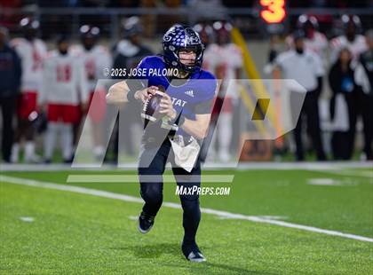 Thumbnail 2 in College Station vs. Port Arthur Memorial (UIL 5A D1 Football Regional) photogallery.