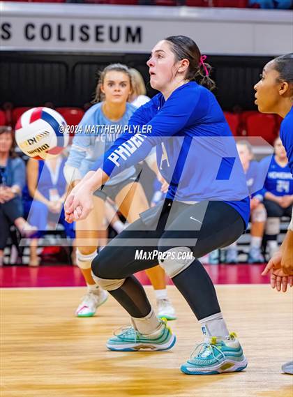 Thumbnail 1 in McMichael vs Seaforth (NCHSAA 2A Final) photogallery.