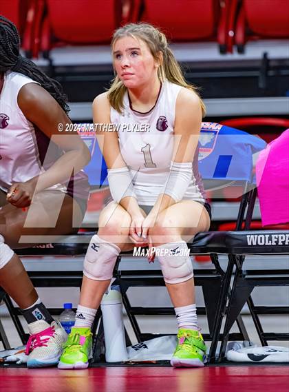 Thumbnail 3 in McMichael vs Seaforth (NCHSAA 2A Final) photogallery.