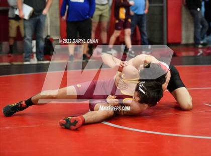 Thumbnail 3 in Woodrow Wilson vs Santa Paula (CIF Southern Section Wrestling Championships) photogallery.