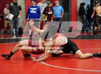 Thumbnail 1 in Woodrow Wilson vs Santa Paula (CIF Southern Section Wrestling Championships) photogallery.
