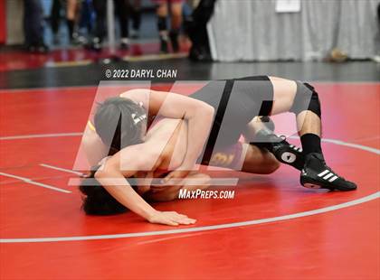 Thumbnail 1 in Woodrow Wilson vs Santa Paula (CIF Southern Section Wrestling Championships) photogallery.