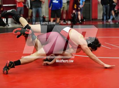 Thumbnail 3 in Woodrow Wilson vs Santa Paula (CIF Southern Section Wrestling Championships) photogallery.