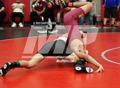 Thumbnail 1 in Woodrow Wilson vs Santa Paula (CIF Southern Section Wrestling Championships) photogallery.