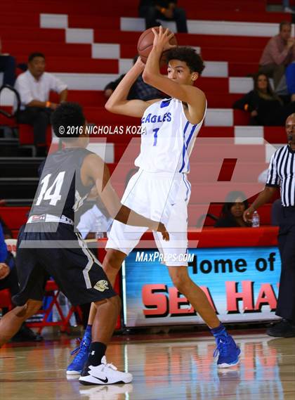 Thumbnail 3 in Peninsula vs. Santa Margarita (Pacific Shores Tournament) photogallery.