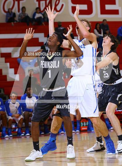 Thumbnail 2 in Peninsula vs. Santa Margarita (Pacific Shores Tournament) photogallery.