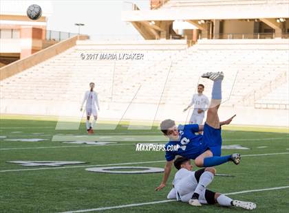 Thumbnail 3 in Westbury vs Cypress Lakes (6A R3 Bi-District PlayOffs) photogallery.