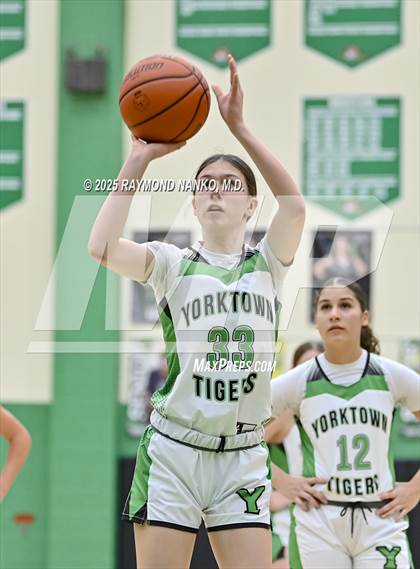 Thumbnail 1 in Shelbyville @ Yorktown photogallery.