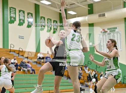 Thumbnail 1 in Shelbyville @ Yorktown photogallery.