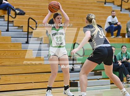 Thumbnail 3 in Shelbyville @ Yorktown photogallery.