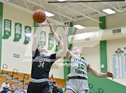 Thumbnail 3 in Shelbyville @ Yorktown photogallery.