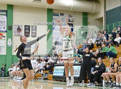 Thumbnail 3 in Shelbyville @ Yorktown photogallery.