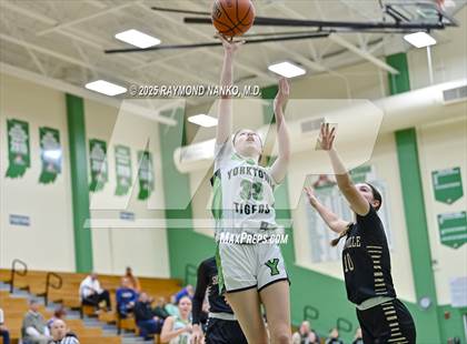 Thumbnail 3 in Shelbyville @ Yorktown photogallery.