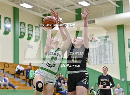 Thumbnail 3 in Shelbyville @ Yorktown photogallery.