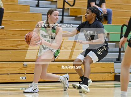 Thumbnail 1 in Shelbyville @ Yorktown photogallery.