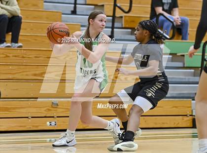 Thumbnail 2 in Shelbyville @ Yorktown photogallery.