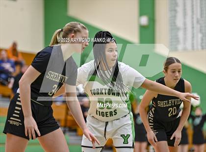 Thumbnail 3 in Shelbyville @ Yorktown photogallery.