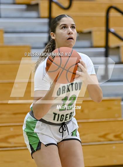 Thumbnail 2 in Shelbyville @ Yorktown photogallery.