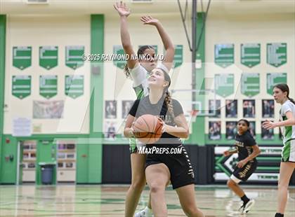 Thumbnail 2 in Shelbyville @ Yorktown photogallery.