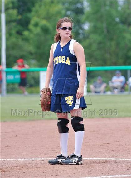 Thumbnail 3 in Tioga vs. Randolph (NYSPHSAA Class C Semifinal) photogallery.