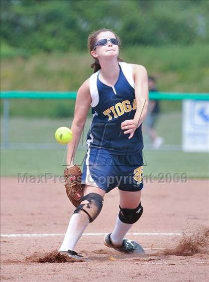 Thumbnail 2 in Tioga vs. Randolph (NYSPHSAA Class C Semifinal) photogallery.
