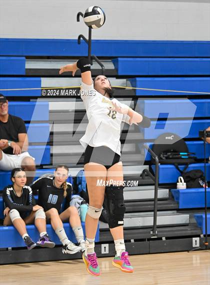 Thumbnail 1 in Campo Verde vs. Saguaro (Nike TOC Southwest) photogallery.