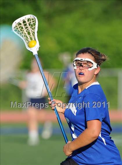 Thumbnail 1 in Glastonbury @ Staples (CIAC Class L Quarterfinal) photogallery.