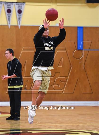 Thumbnail 2 in Middletown vs. Cardinal Newman (CIF NCS D4 Playoff) photogallery.