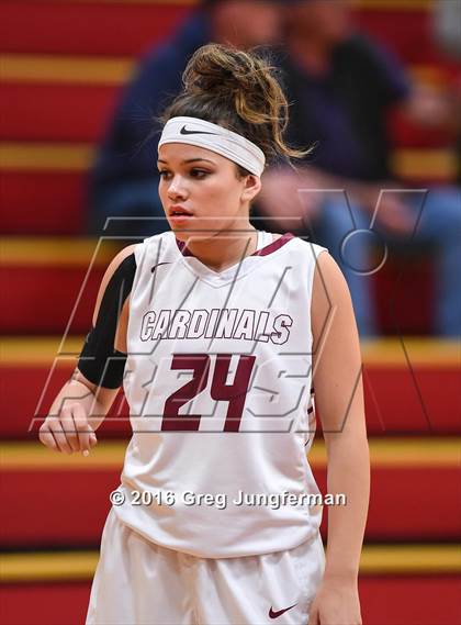 Thumbnail 2 in Middletown vs. Cardinal Newman (CIF NCS D4 Playoff) photogallery.