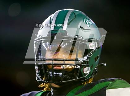 Thumbnail 2 in Iowa Colony vs. Richmond Randle (UIL 5A-DII Football Quarterfinal) photogallery.