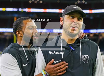 Thumbnail 3 in Iowa Colony vs. Richmond Randle (UIL 5A-DII Football Quarterfinal) photogallery.