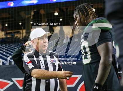 Thumbnail 3 in Iowa Colony vs. Richmond Randle (UIL 5A-DII Football Quarterfinal) photogallery.