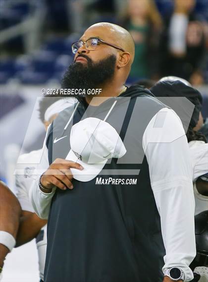 Thumbnail 3 in Iowa Colony vs. Richmond Randle (UIL 5A-DII Football Quarterfinal) photogallery.