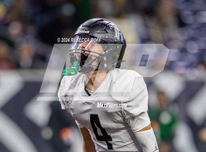 Thumbnail 3 in Iowa Colony vs. Richmond Randle (UIL 5A-DII Football Quarterfinal) photogallery.