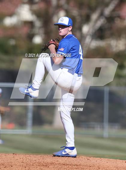 Thumbnail 2 in Aliso Niguel @ Santa Margarita photogallery.