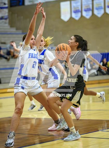 Thumbnail 3 in Catalina Foothills vs Vista Grande photogallery.