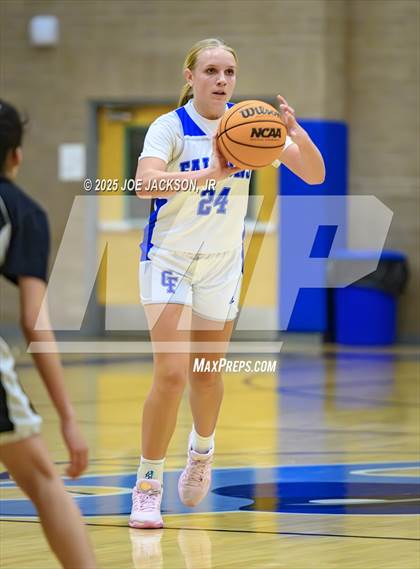 Thumbnail 2 in Catalina Foothills vs Vista Grande photogallery.