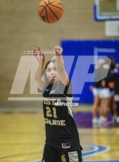 Thumbnail 1 in Catalina Foothills vs Vista Grande photogallery.