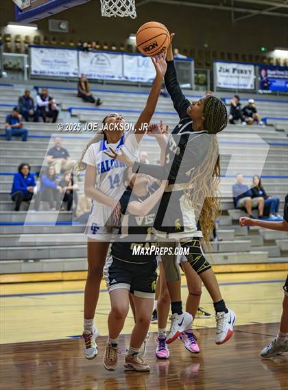 Thumbnail 1 in Catalina Foothills vs Vista Grande photogallery.