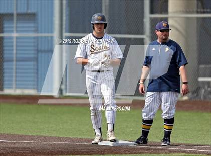 Thumbnail 2 in Highland Park vs Guyer [John H.] (Highland Park Tournament) photogallery.