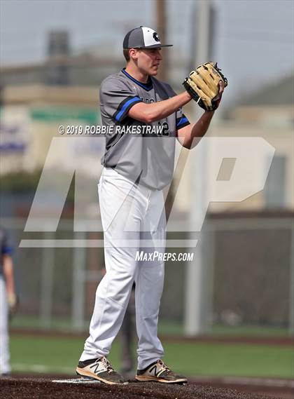 Thumbnail 2 in Highland Park vs Guyer [John H.] (Highland Park Tournament) photogallery.