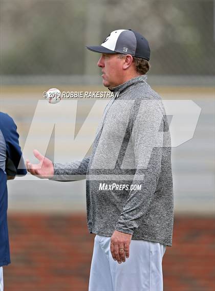 Thumbnail 3 in Highland Park vs Guyer [John H.] (Highland Park Tournament) photogallery.