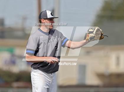 Thumbnail 2 in Highland Park vs Guyer [John H.] (Highland Park Tournament) photogallery.