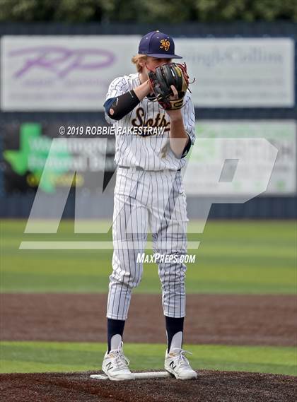 Thumbnail 1 in Highland Park vs Guyer [John H.] (Highland Park Tournament) photogallery.