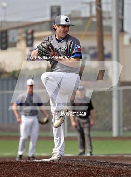 Thumbnail 2 in Highland Park vs Guyer [John H.] (Highland Park Tournament) photogallery.