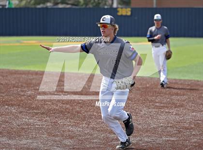 Thumbnail 3 in Highland Park vs Guyer [John H.] (Highland Park Tournament) photogallery.
